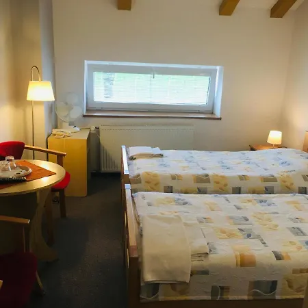 Szálloda Dynamic Újtölgyes