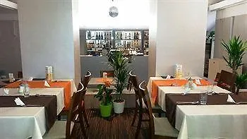 Hotel Dynamic 3*