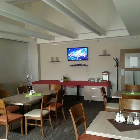 Szálloda Dynamic 3*
