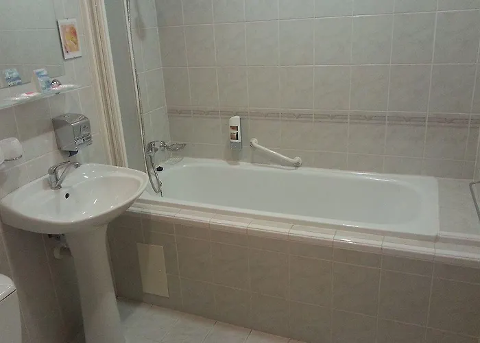 Otel Dynamic 3*